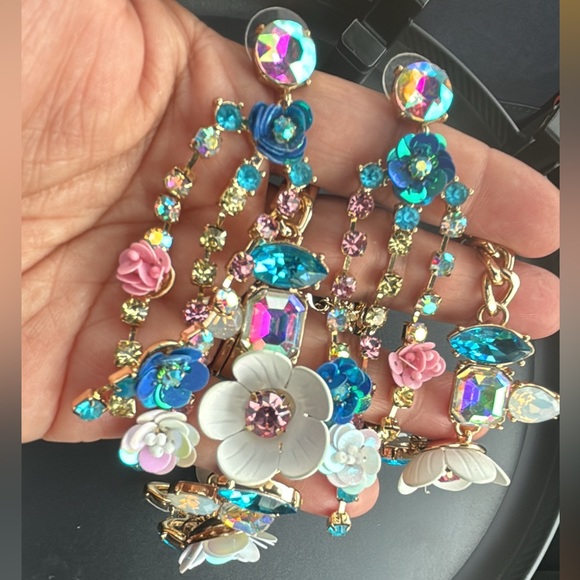 Betsy Jones Necklace & Earrings Set - Picture 2 of 3